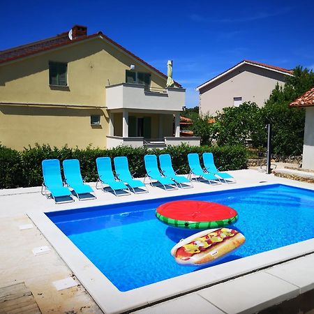 Lavanda Apartments&Studios Pinezići Dış mekan fotoğraf