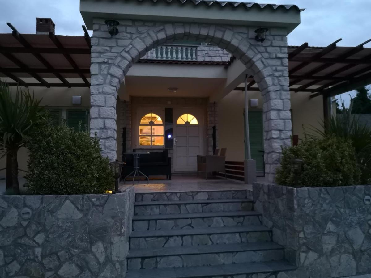 Lavanda Apartments&Studios Pinezići Dış mekan fotoğraf