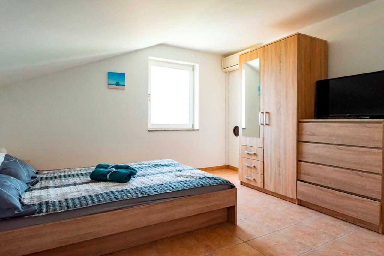 Lavanda Apartments&Studios Pinezići Dış mekan fotoğraf