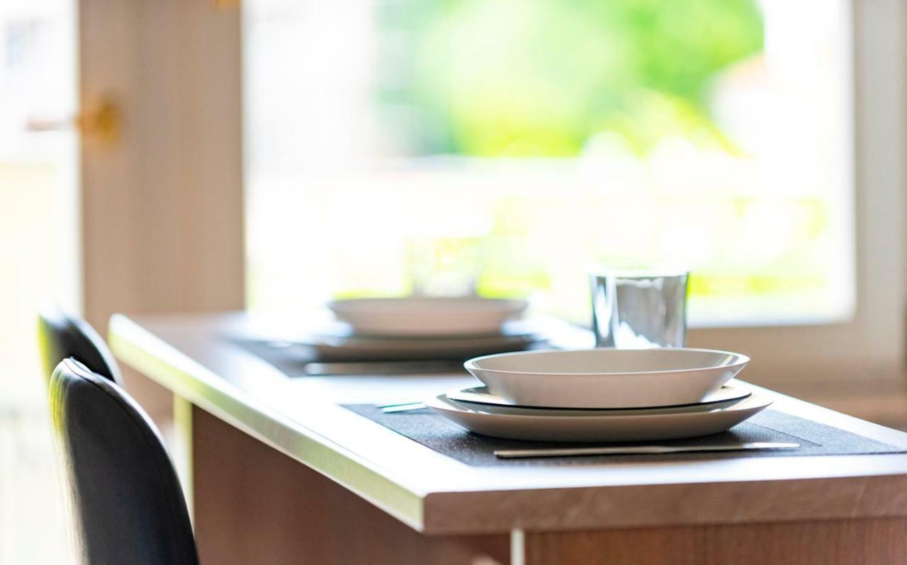 Lavanda Apartments&Studios Pinezići Dış mekan fotoğraf