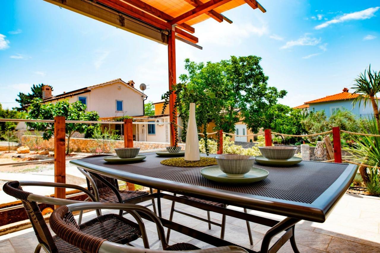 Lavanda Apartments&Studios Pinezići Dış mekan fotoğraf