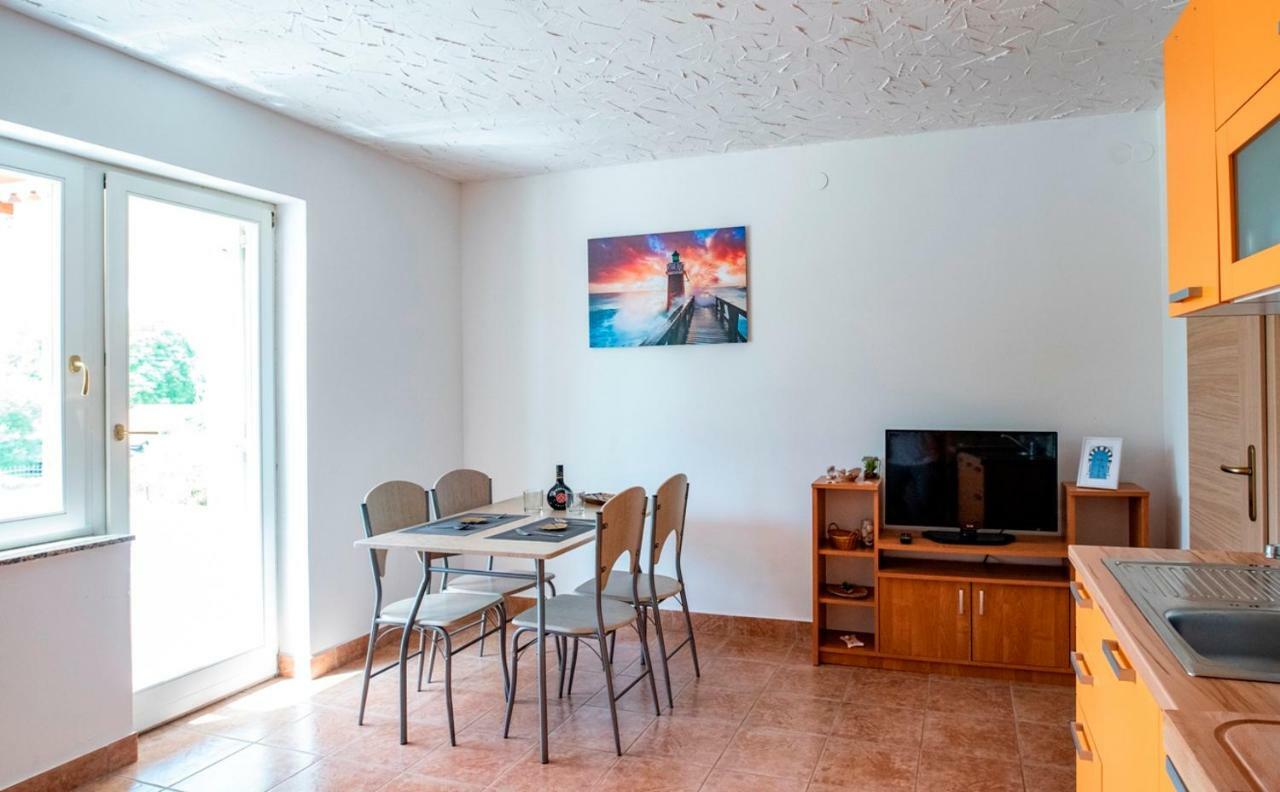 Lavanda Apartments&Studios Pinezići Dış mekan fotoğraf