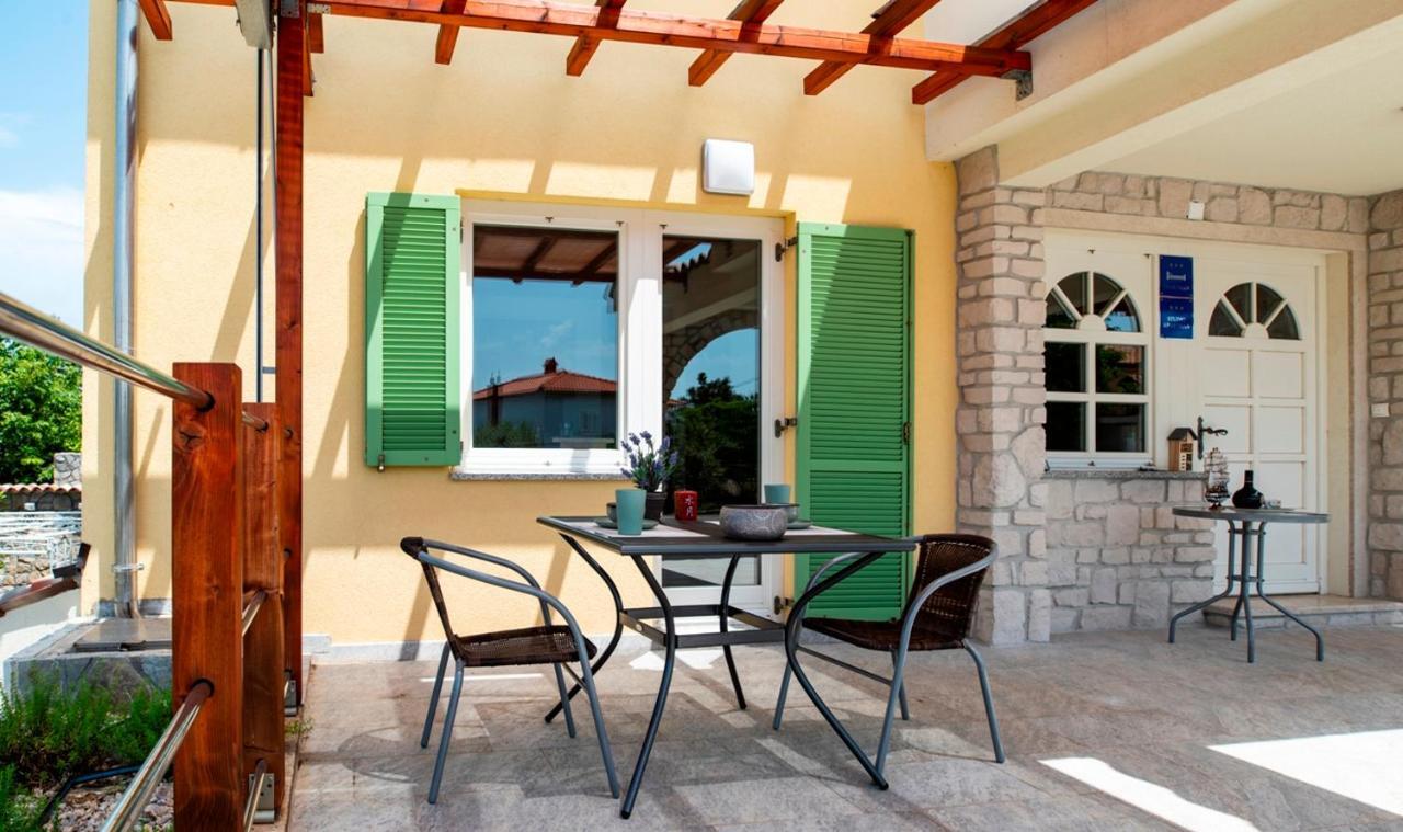 Lavanda Apartments&Studios Pinezići Dış mekan fotoğraf
